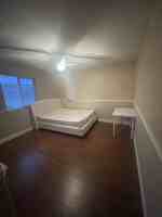 featured image of 14925 Shoreham St #18
