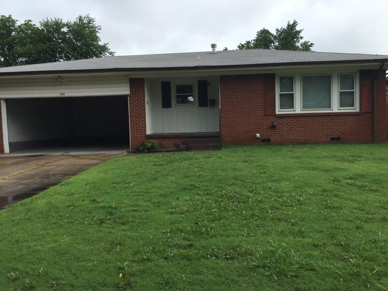 9129 E Marshall St - Photo 2 of 11