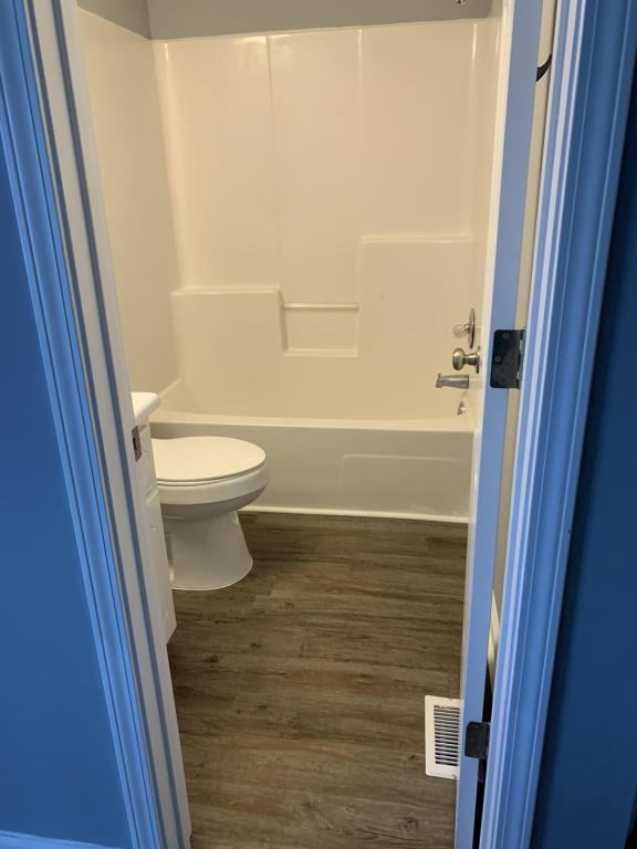 104 Commons Dr - Photo 7 of 16