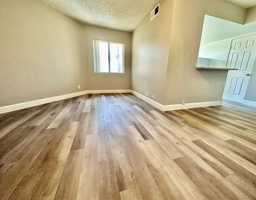 featured image of 2580 E Tahquitz Canyon Way