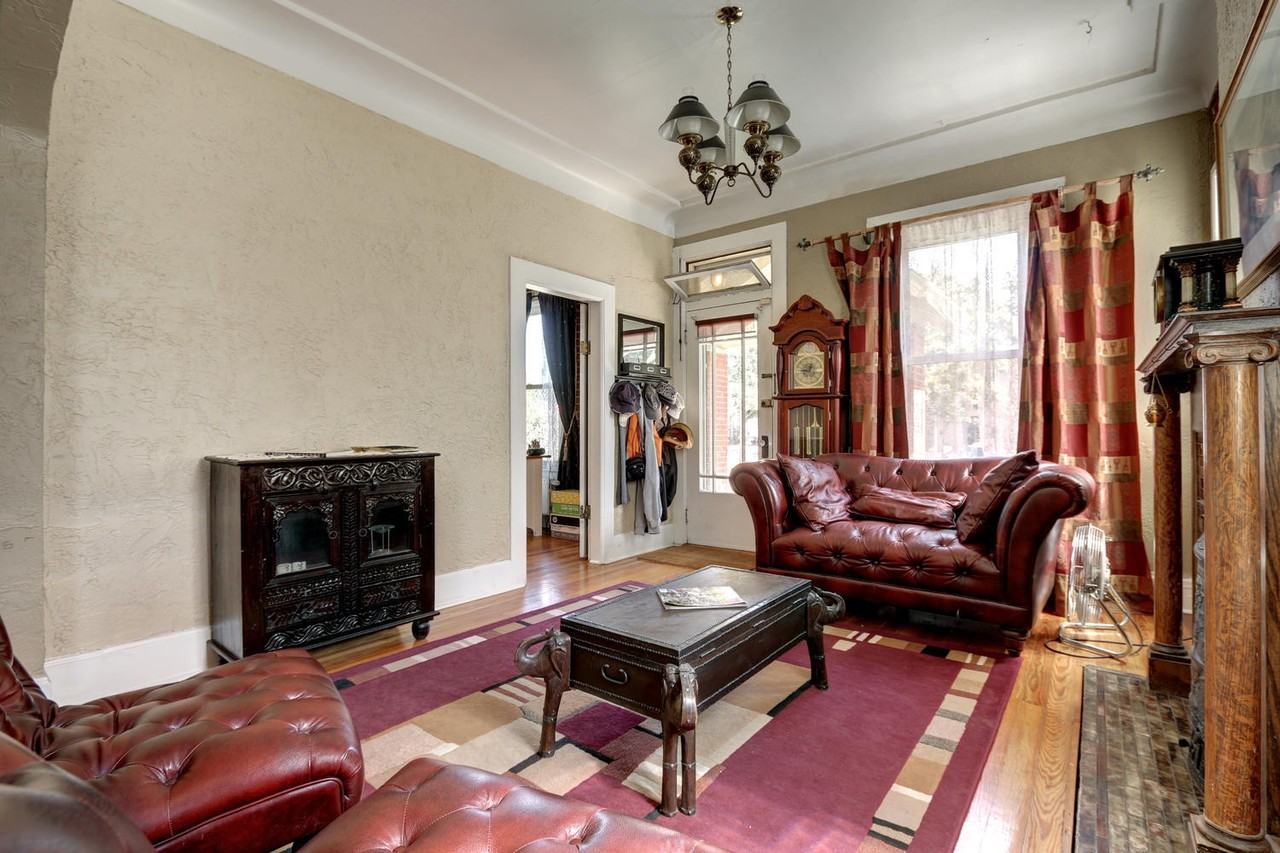 2429 Hooker St - Photo 5 of 38