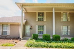 featured image of 4219 E 56th St