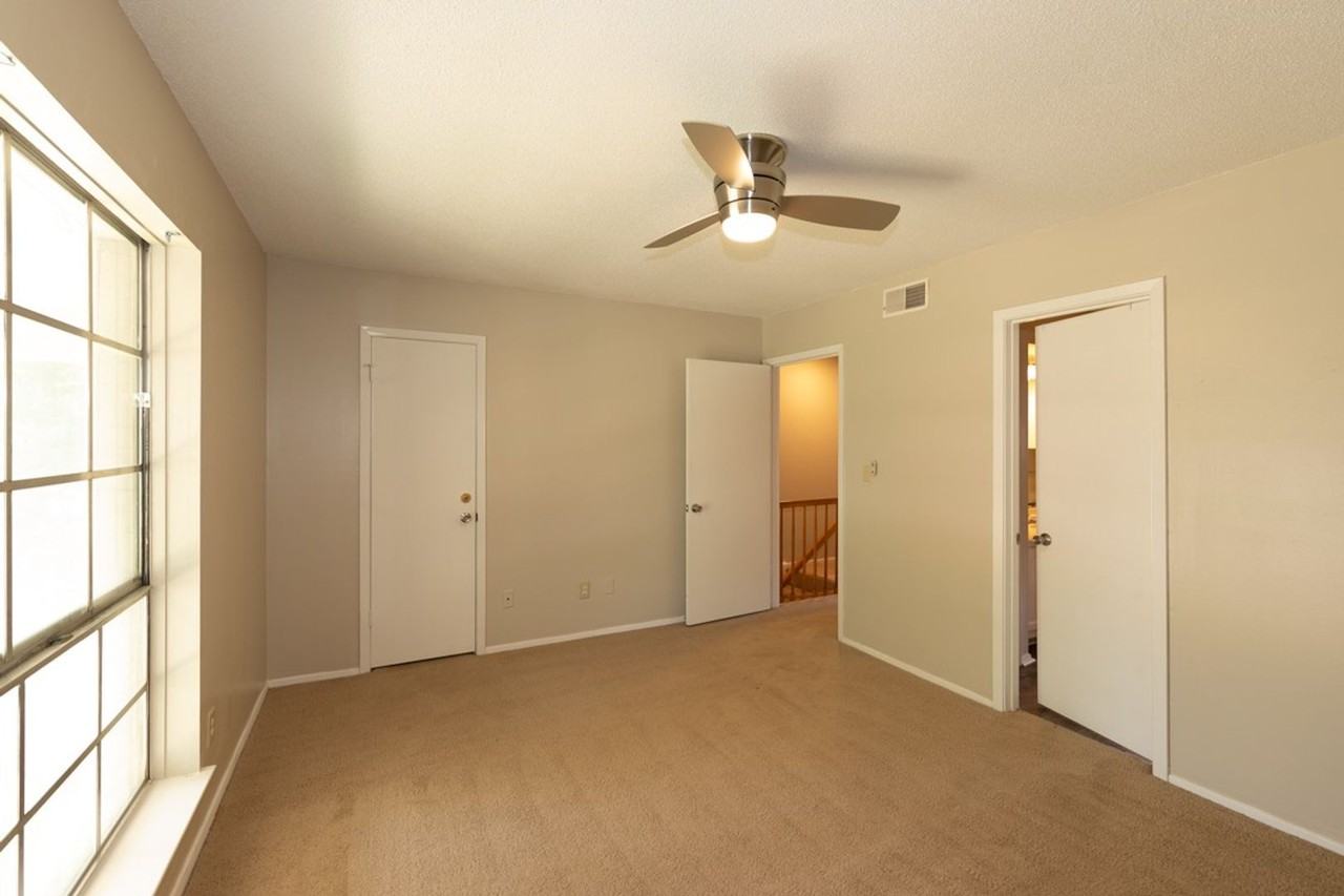 4219 E 56th St - Photo 4 of 26