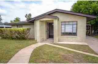 406 Como St - Photo 1 of 1