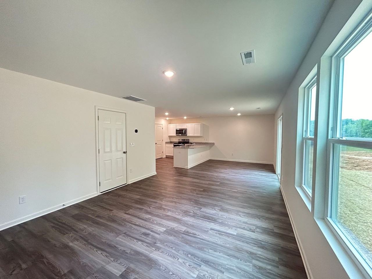 796 Smokey Ridge Rd - Photo 4 of 32