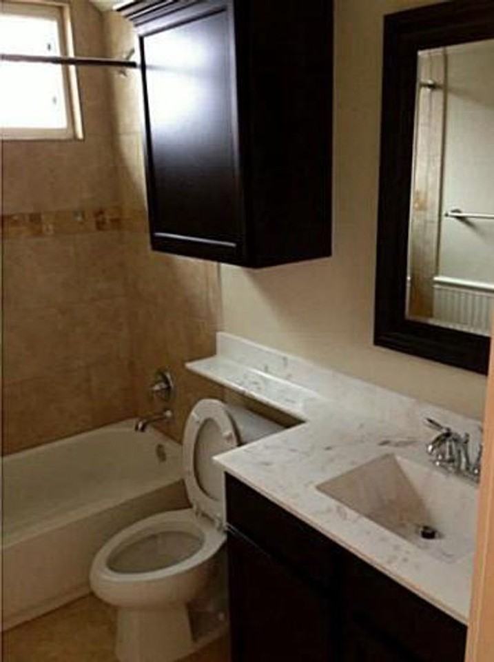 4420 4420 Red River - Entire Property - Photo 5 of 9