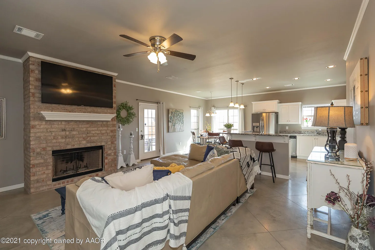 9512 Sydney Dr #NA - Photo 2 of 18