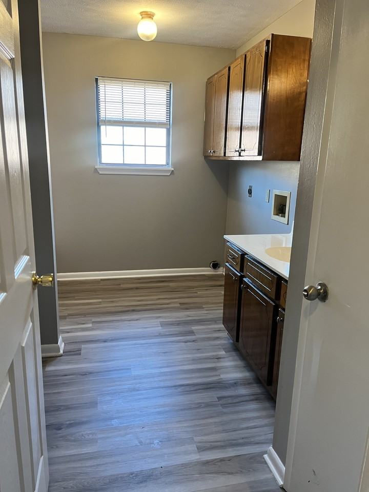 1906 Arkansas Ave #A - Photo 7 of 14