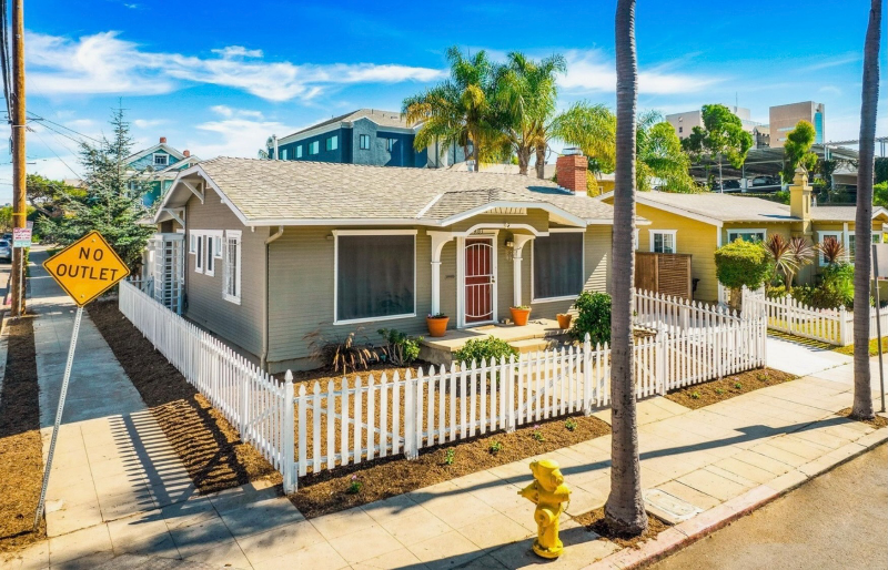 4193 4th Ave - Photo 4 of 40