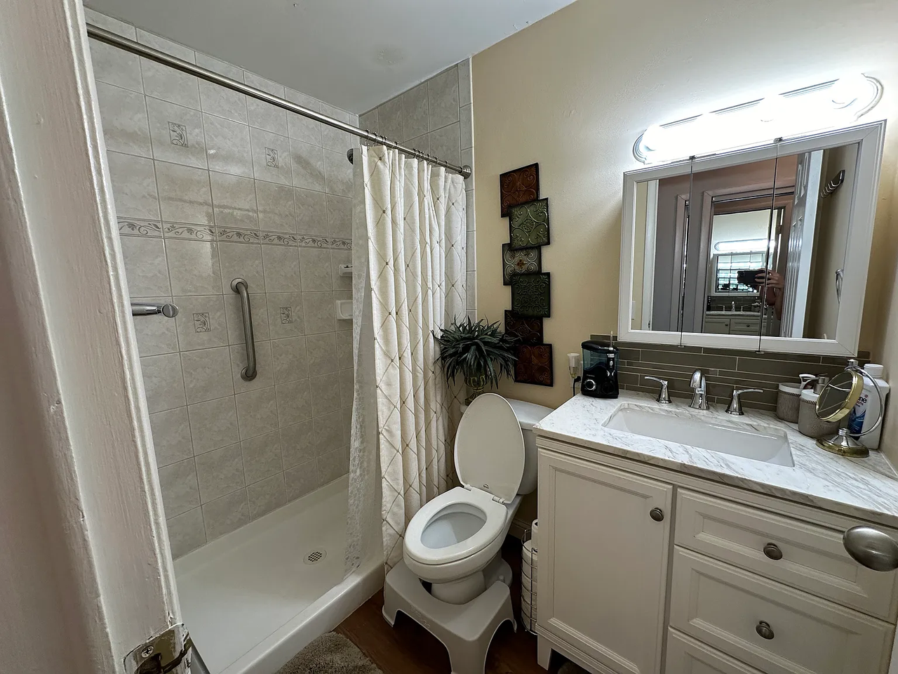 19 Moonbeam Ct #19 - Photo 2 of 5