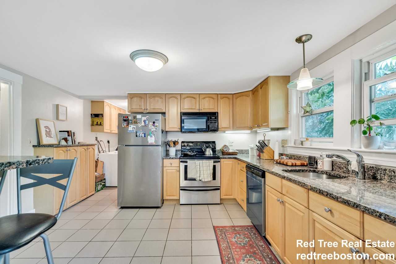11 Keefe Ave #2 - Photo 7 of 19