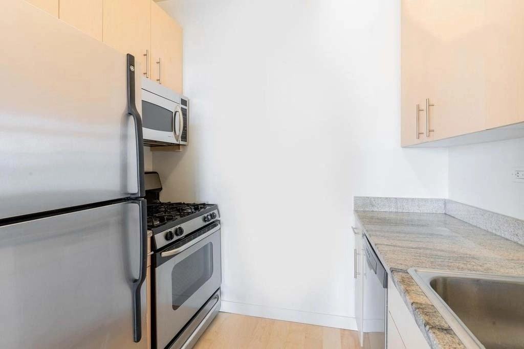 Washington St #2369 - Photo 3 of 8