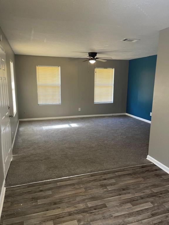 656 Chelsea Dr - Photo 2 of 2