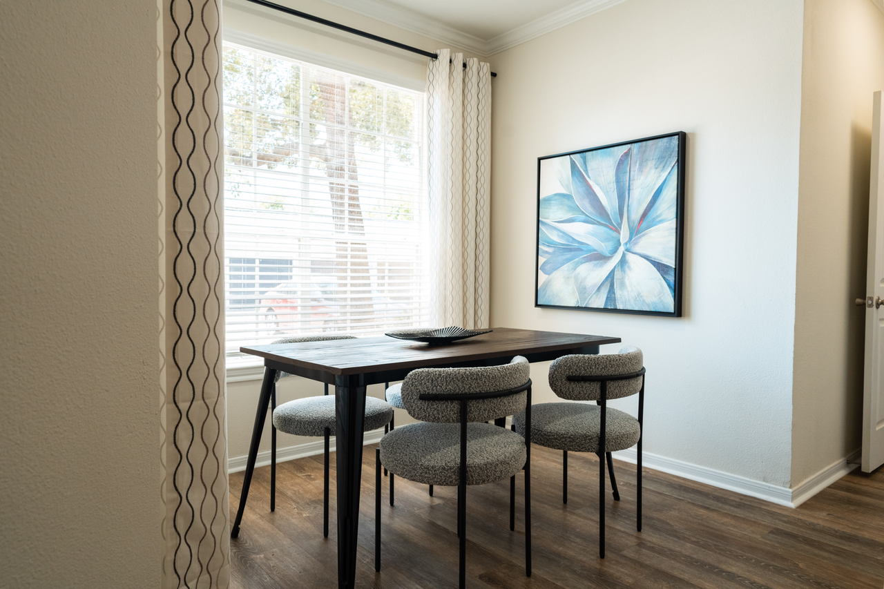 Centre at Columbia Court - Photo 7 of 14