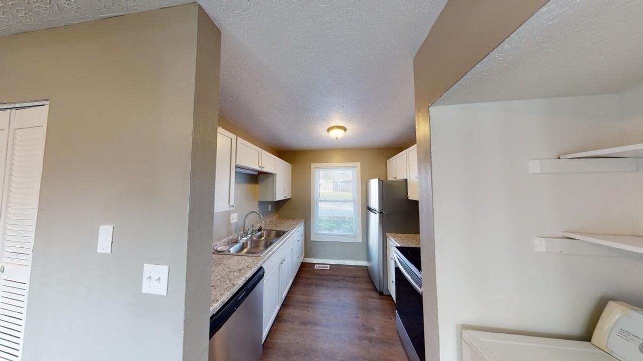 The Crossings Apartments - Photo 5 of 45