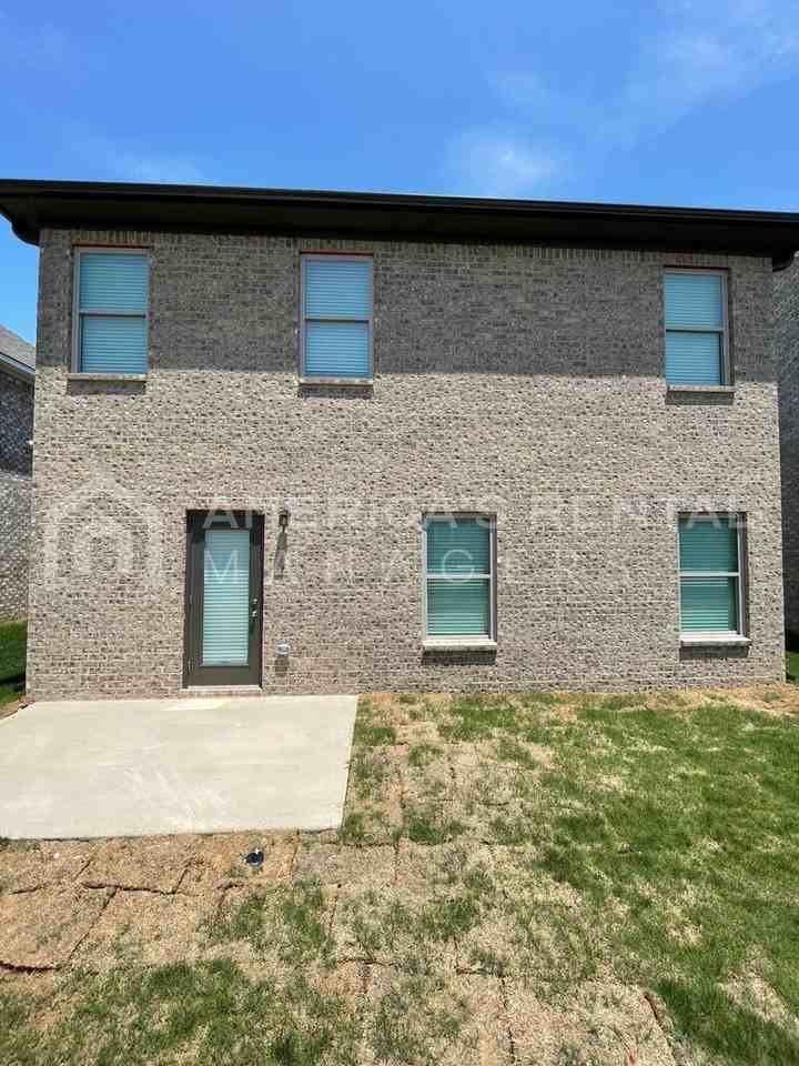 298 Shiloh Creek Dr - Photo 7 of 49