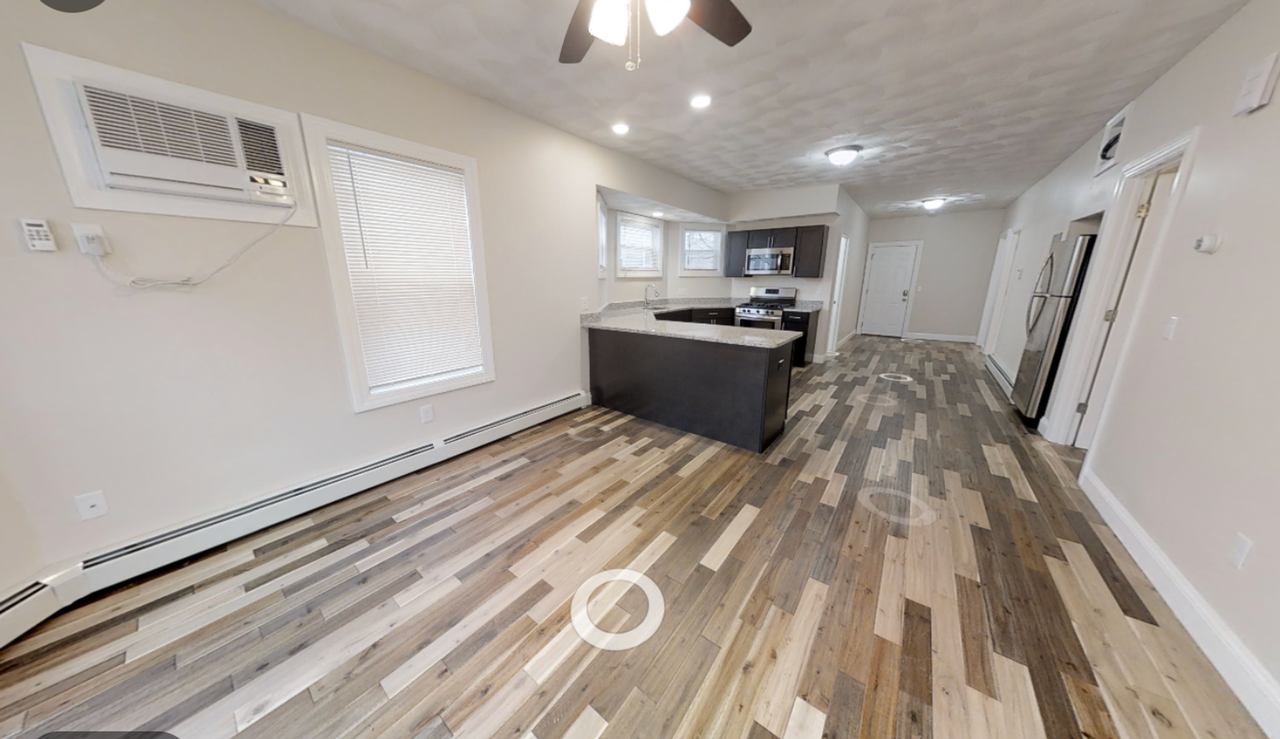 Milan - Photo 3 of 5