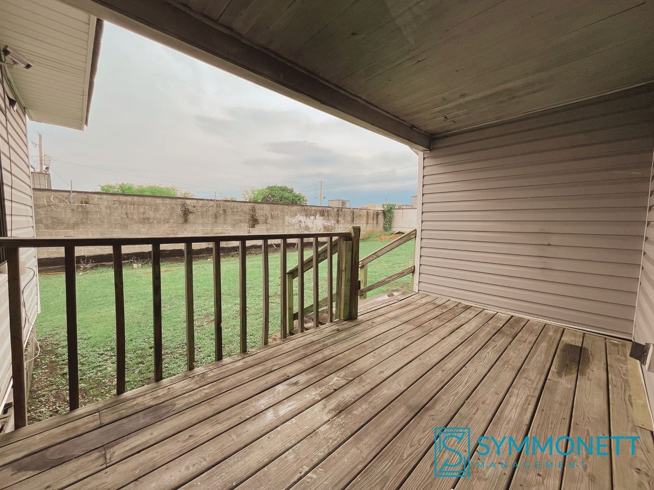 406 60th St - Photo 2 of 16