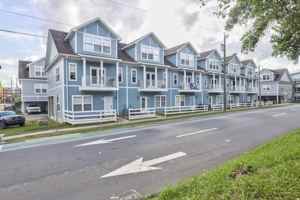 featured image of 667 W Saint Augustine St