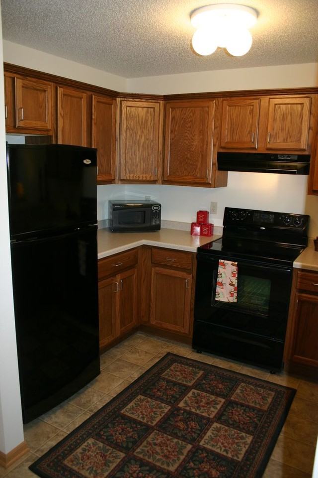 Oak Heights Apartments - Photo 4 of 12