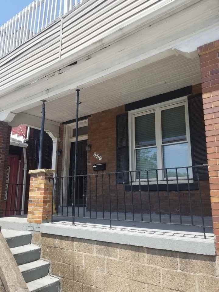 339 Lawn St - Photo 6 of 30