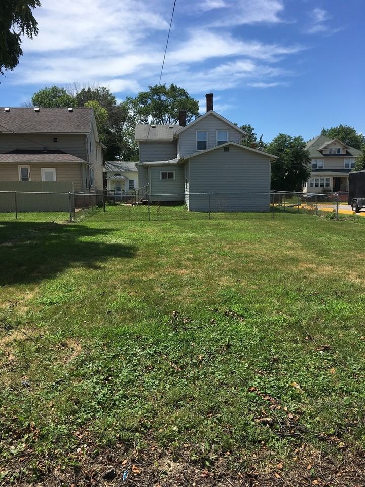 1511 N Ripley St - Photo 3 of 27