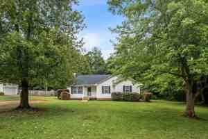 featured image of 5580 Dwight Dr