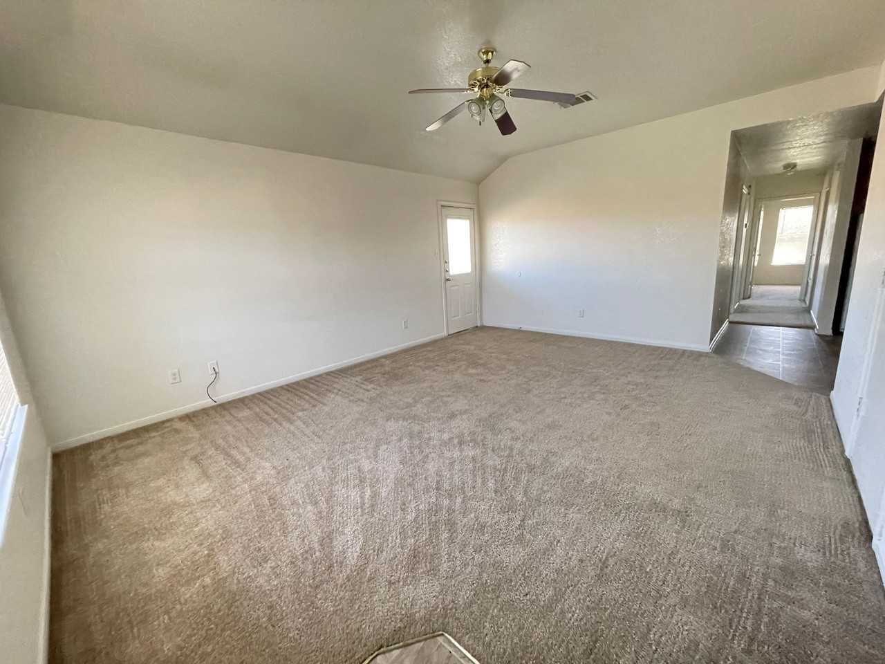 1515 Pueblo Trace - Photo 2 of 15