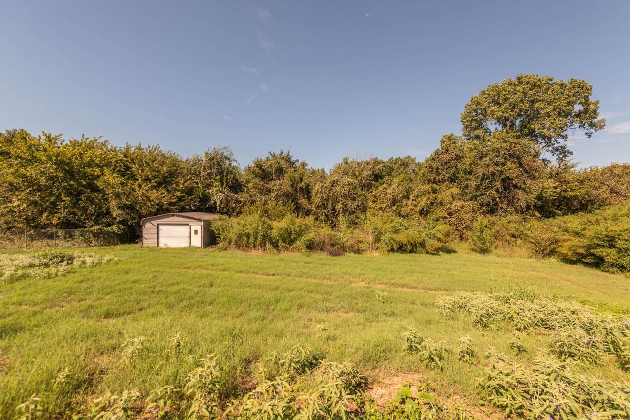 121 Windy Creek Ct - Photo 3 of 20
