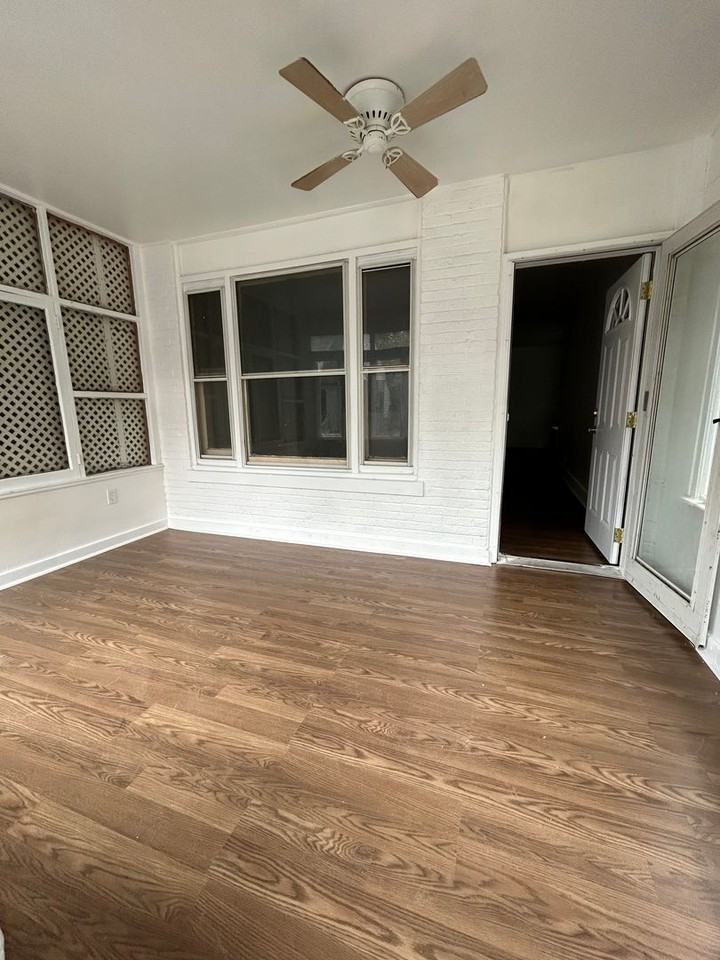 28 Lee Avenue - Photo 3 of 25