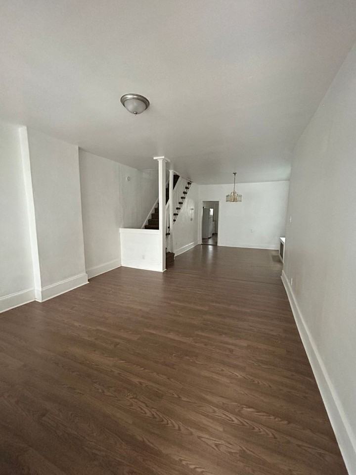 28 Lee Avenue - Photo 4 of 25