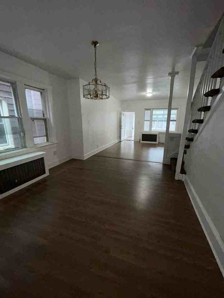 28 Lee Avenue - Photo 5 of 25