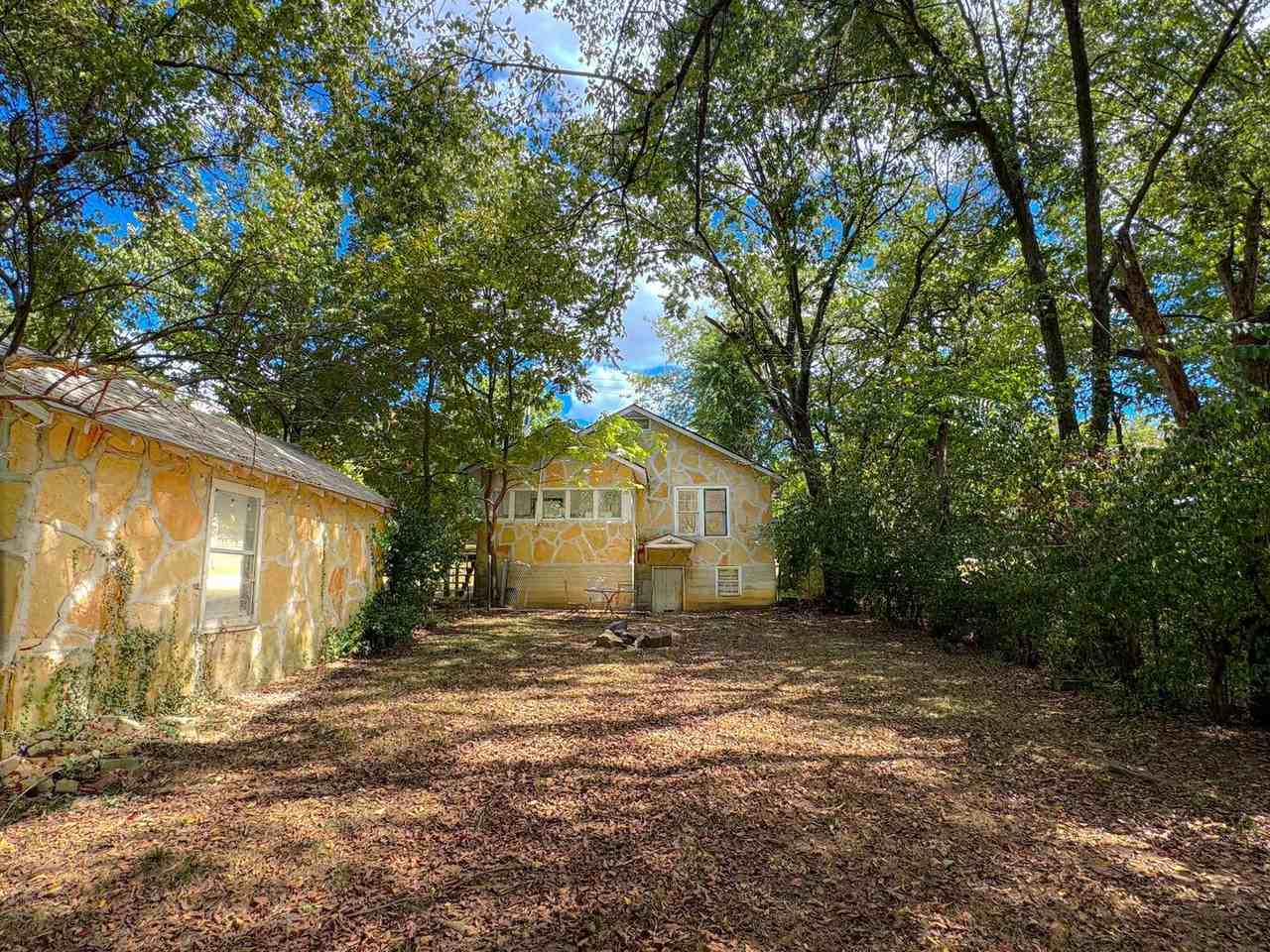 619 N Mission Blvd - Photo 2 of 17