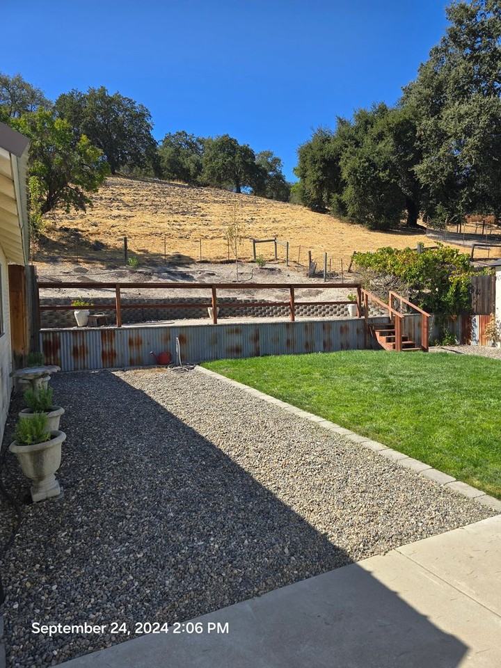 1935 Olive St - Photo 2 of 10