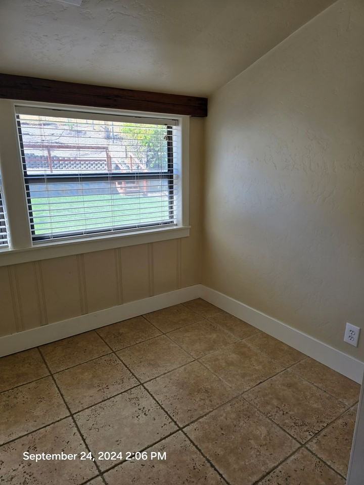 1935 Olive St - Photo 3 of 10