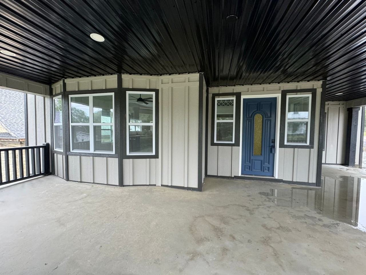 303 Noyes St - Photo 2 of 23