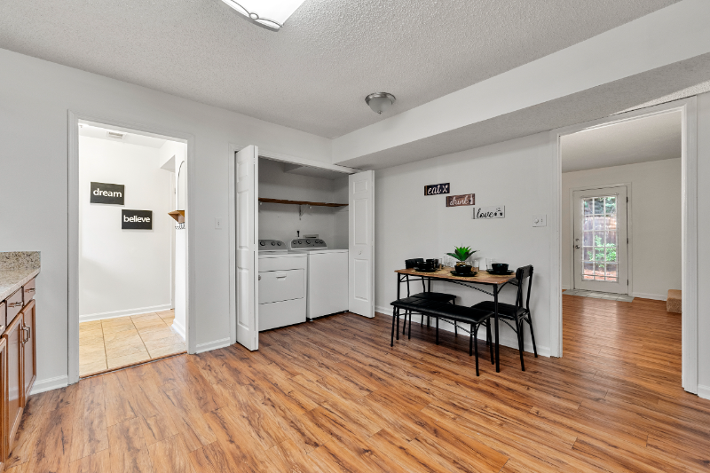 5018 Bell Dr Se - Photo 5 of 15