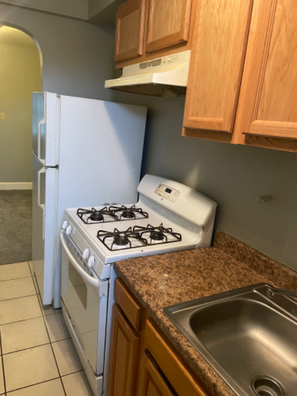 3315 Dubois Pl Se - Photo 7 of 8