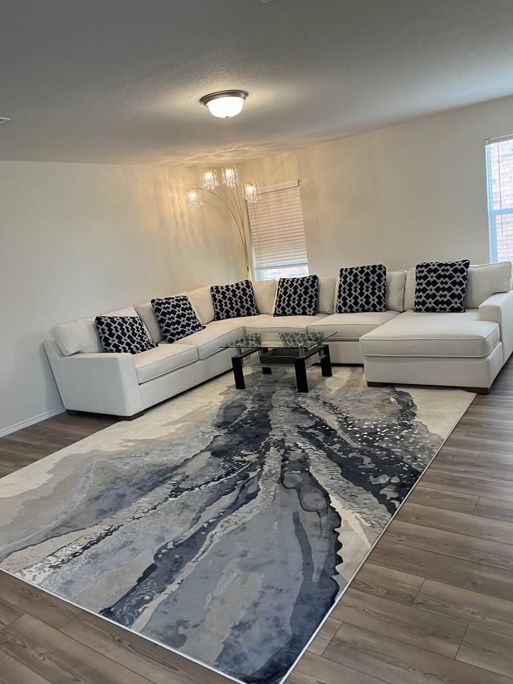 326 Lake Erie Dr #NA - Photo 2 of 17