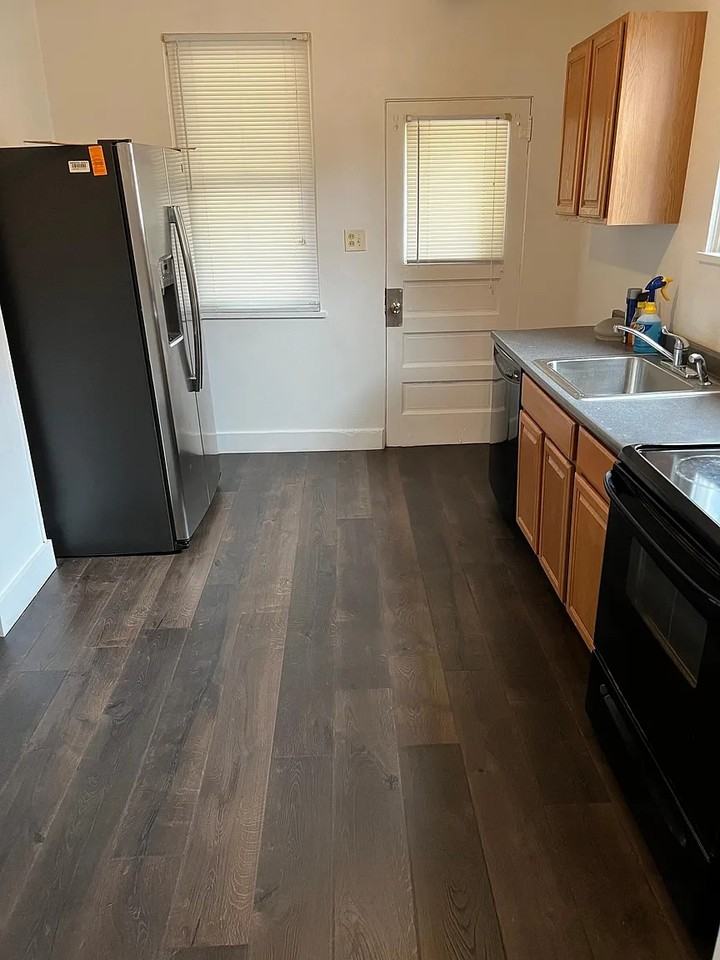 1264 Grove Rd #NA - Photo 3 of 10