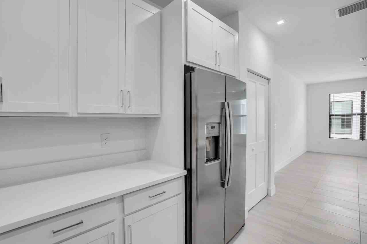 10934 Preachers Cove Ln #7A - Photo 7 of 20