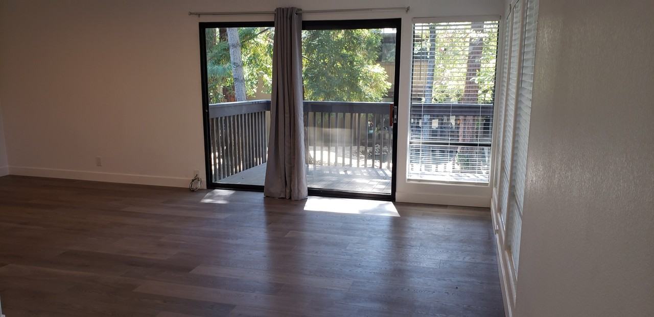 2432 Larkspur Ln #284 - Photo 6 of 39