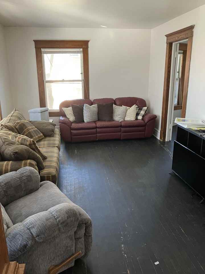 907 Greenwood Ave #NA - Photo 2 of 5