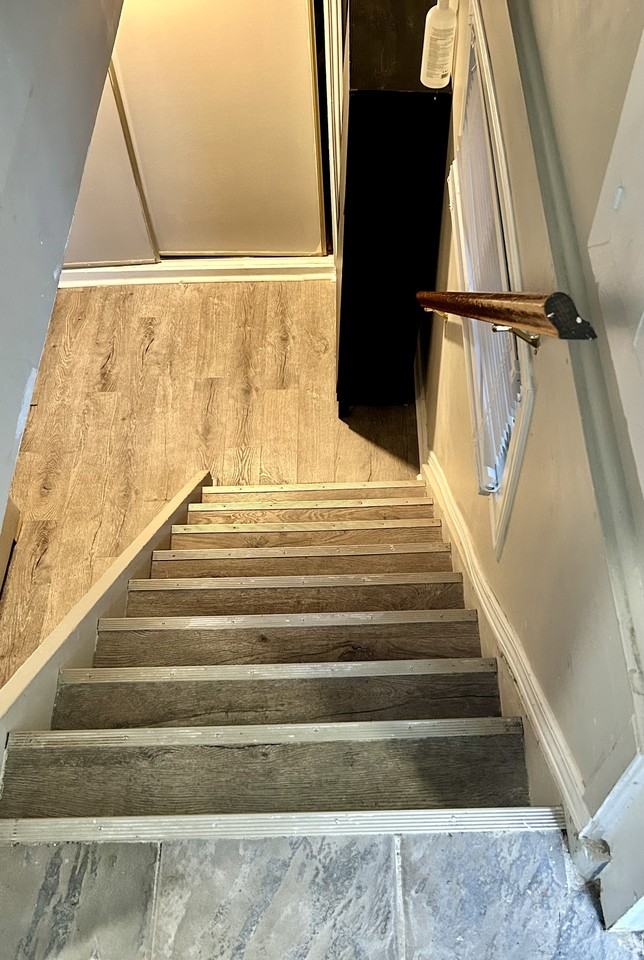 94 Eighth Street Lower - Photo 3 of 14