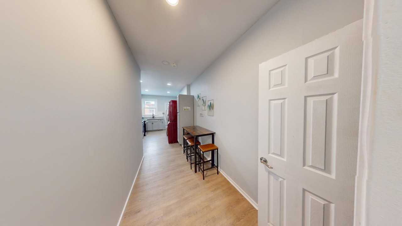Ashland Ave - Photo 7 of 17