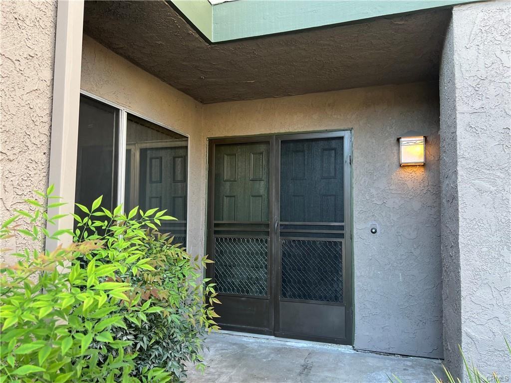 20013 Village Green Dr - Photo 3 of 8