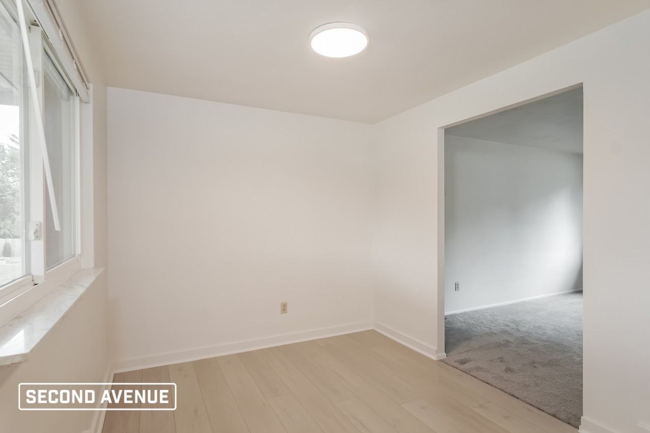 716 Bittersweet Rd - Photo 5 of 19