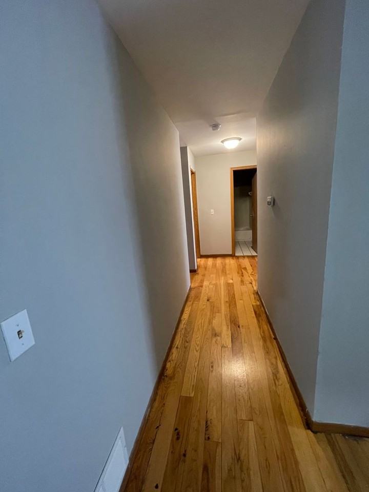 OSU Gateway 4 & 5 bedroom 2 full bath apartments - Photo 6 of 42