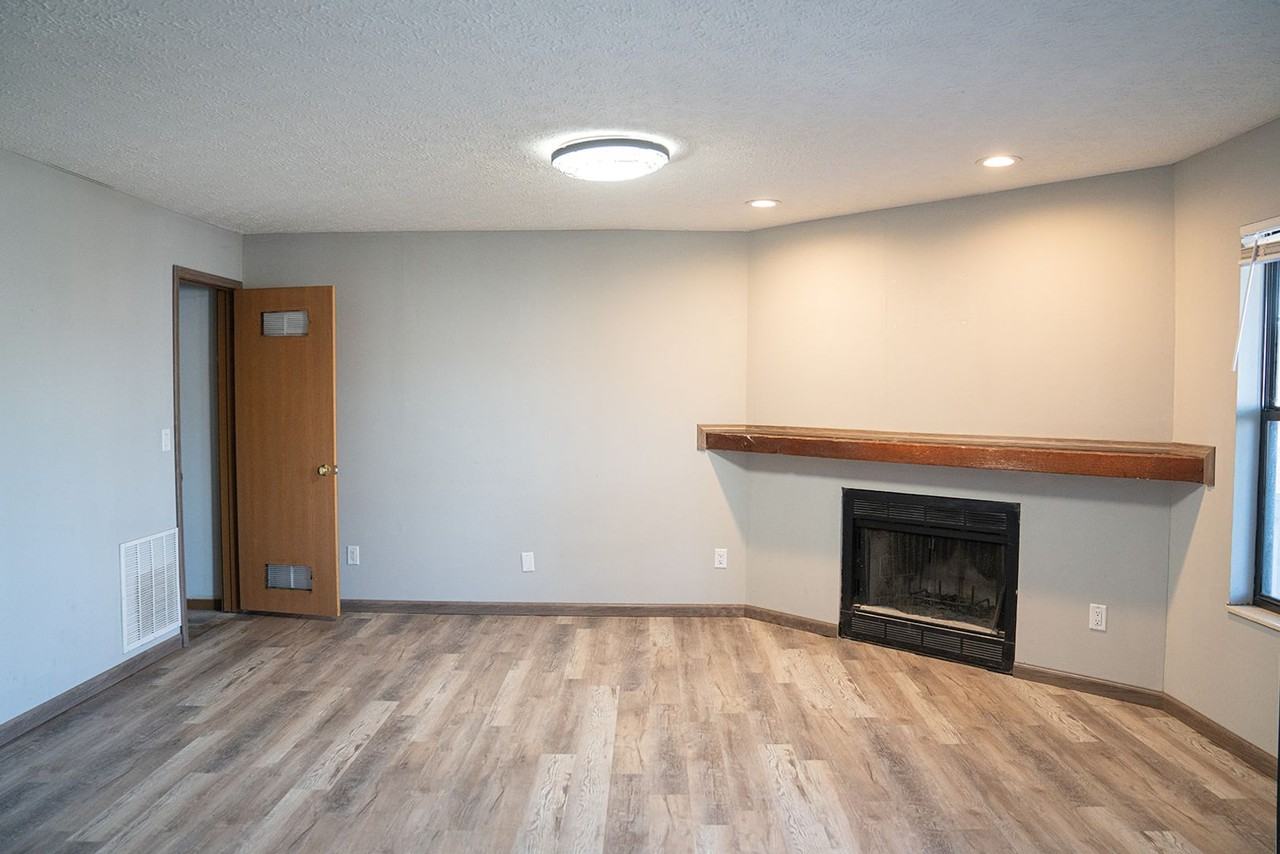 (44) 81-93 Chittenden Avenue - Photo 2 of 34