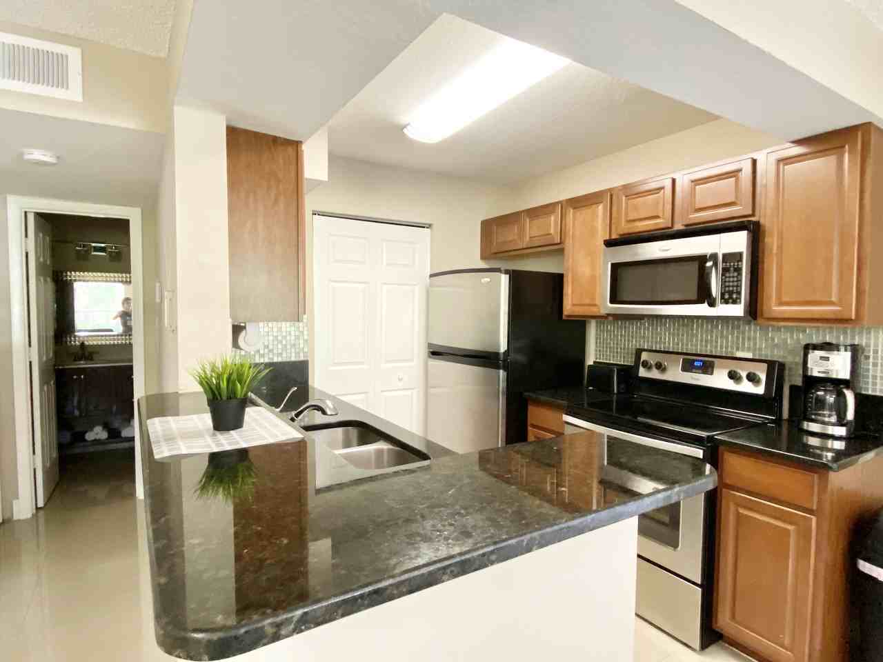 11520 Westwood Boulevard #512 - Photo 5 of 18